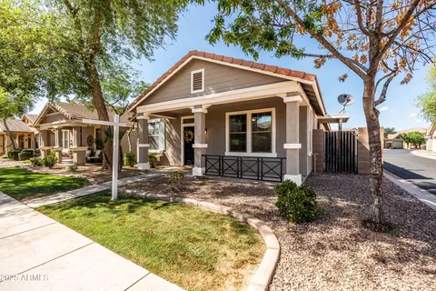 3756 E Waite Ln, Gilbert, AZ 85295 photo 3