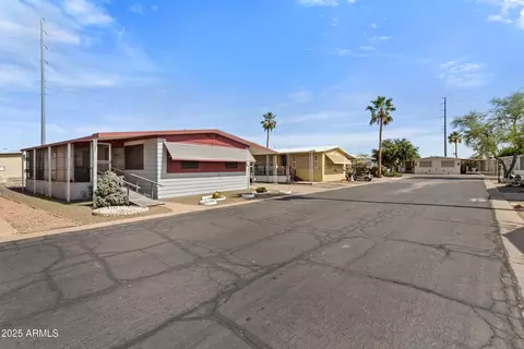 200 E Knox Rd #18, Chandler, AZ 85225