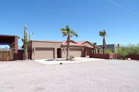 472 E Queen Valley Dr, Queen Valley, AZ 85118