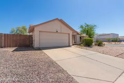 2509 N Cheri Lynn Dr, Chandler, AZ 85225