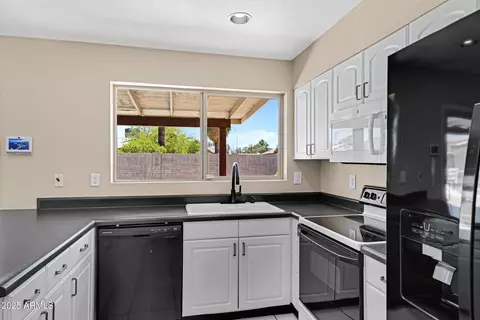 2305 E Glade Ave, Mesa, AZ 85204 photo 9