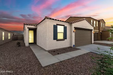 12369 W Kaler Dr, Glendale, AZ 85307