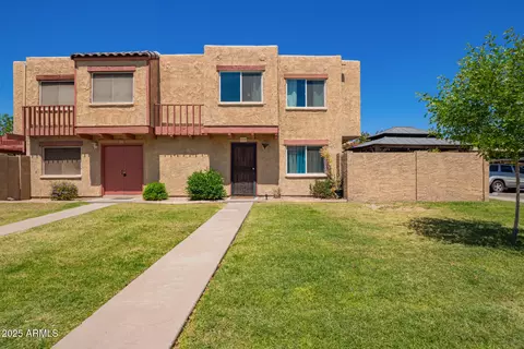 948 S Alma School Rd #72, Mesa, AZ 85210