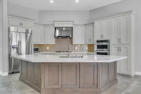 1487 E Laredo St, Chandler, AZ 85225