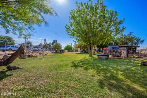 Exterior - 134 Elliot Rd, Gilbert, AZ 85234 photo 6 of 7