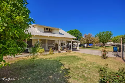 Exterior - 134 Elliot Rd, Gilbert, AZ 85234 photo 3 of 7