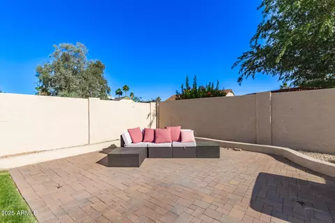 Exterior - 1207 E Sequoia Dr, Phoenix, AZ 85024 photo 4 of 12