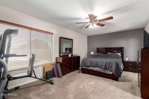 Bedroom - 1207 E Sequoia Dr, Phoenix, AZ 85024 photo 2 of 6