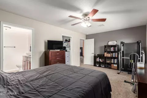 Bedroom - 1207 E Sequoia Dr, Phoenix, AZ 85024 photo 3 of 6