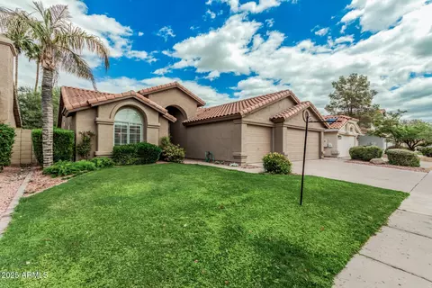 4620 E Desert Cactus St, Phoenix, AZ 85032 photo 2