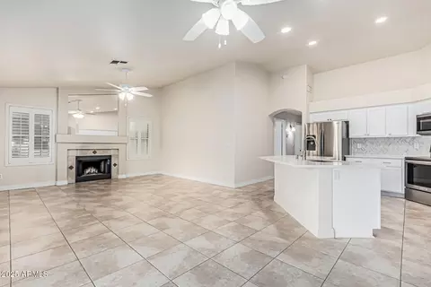 4620 E Desert Cactus St, Phoenix, AZ 85032 photo 10