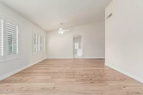 4620 E Desert Cactus St, Phoenix, AZ 85032 photo 8