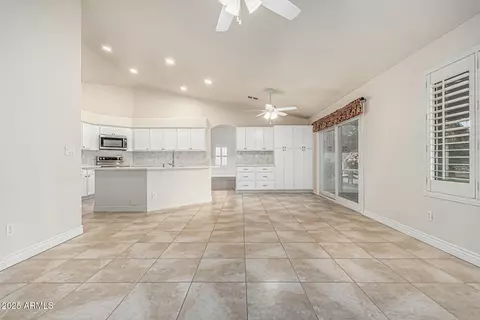 4620 E Desert Cactus St, Phoenix, AZ 85032 photo 12