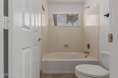 Bath - 2022 N 124th Dr, Avondale, AZ 85392 photo 3 of 4