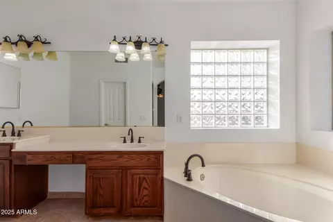 Bath - 2022 N 124th Dr, Avondale, AZ 85392 photo 1 of 4