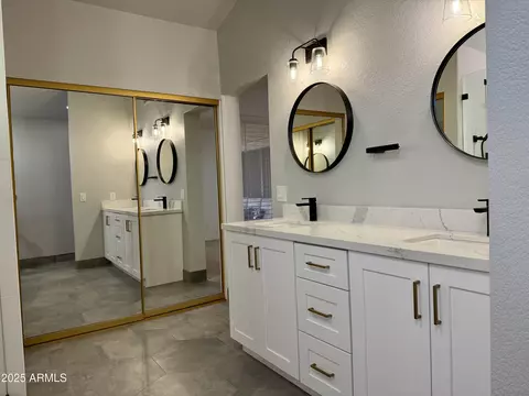 4028 E Mountain Sage Dr, Phoenix, AZ 85044 photo 8