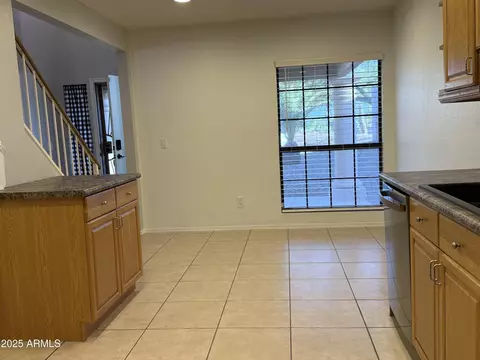 4028 E Mountain Sage Dr, Phoenix, AZ 85044 photo 4