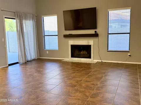 4028 E Mountain Sage Dr, Phoenix, AZ 85044 photo 2