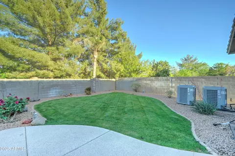 Exterior - 329 S Marin Dr, Gilbert, AZ 85296 photo 7 of 9