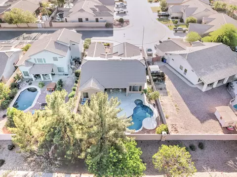 View/Area - 329 S Marin Dr, Gilbert, AZ 85296 photo 4 of 6