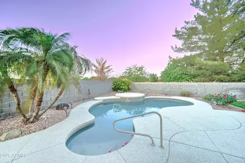 Exterior - 329 S Marin Dr, Gilbert, AZ 85296 photo 5 of 9