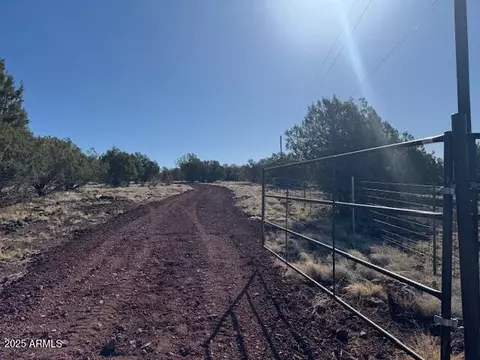 Other - 467 W Edgewood Dr, Ash Fork, AZ 86320 photo 4 of 8