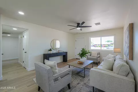 6502 E Rustic Dr, Mesa, AZ 85215 photo 5