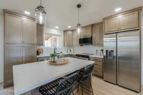 6502 E Rustic Dr, Mesa, AZ 85215 photo 7