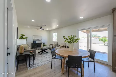 6502 E Rustic Dr, Mesa, AZ 85215 photo 11