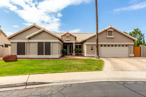 6577 W Abraham Ln, Glendale, AZ 85308