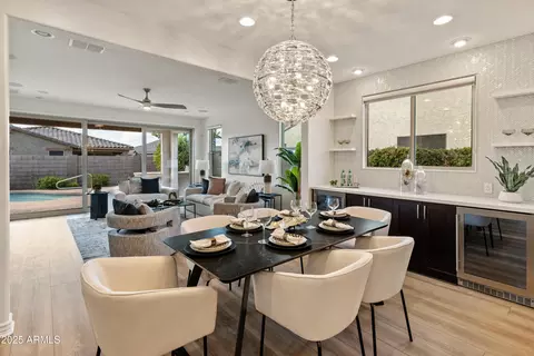 Dining - 609 E Pasaro Dr, Phoenix, AZ 85085 photo 1 of 1