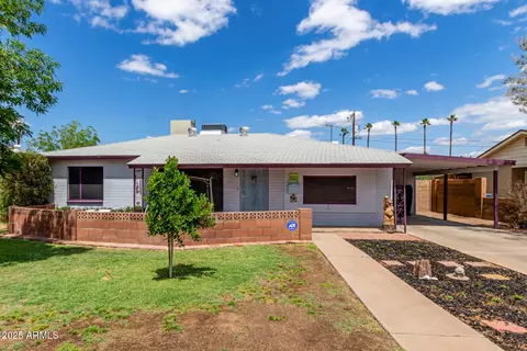 2122 W Piccadilly Rd, Phoenix, AZ 85015