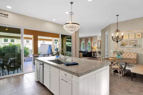 Kitchen - 4468 E Jesse St, Gilbert, AZ 85295 photo 7 of 8