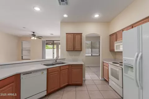 Kitchen - 10924 E Cholla Rd, Mesa, AZ 85207 photo 1 of 4
