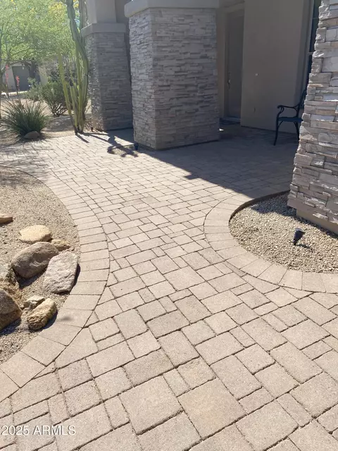 Exterior - 8703 E Nora St, Mesa, AZ 85207 photo 5 of 8