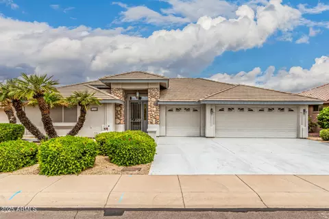 Exterior - 11248 E Medina Ave, Mesa, AZ 85209 photo 2 of 10