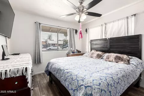 Bedroom - 618 E 10th Dr, Mesa, AZ 85204 photo 1 of 8