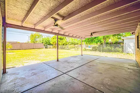 Exterior - 4122 N 23rd Dr, Phoenix, AZ 85015 photo 2 of 6