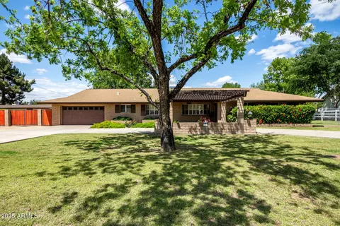 6738 W Sweetwater Ave, Peoria, AZ 85381