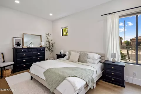 5226 E Herrera Dr, Phoenix, AZ 85054 photo 23