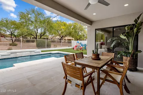 5226 E Herrera Dr, Phoenix, AZ 85054 photo 26