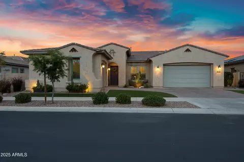 Exterior - 10544 E Thatcher Ave, Mesa, AZ 85212 photo 2 of 17