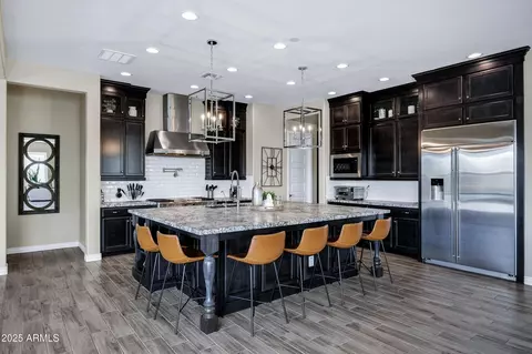 Kitchen - 10544 E Thatcher Ave, Mesa, AZ 85212 photo 3 of 6
