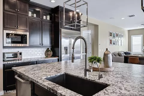 Kitchen - 10544 E Thatcher Ave, Mesa, AZ 85212 photo 6 of 6