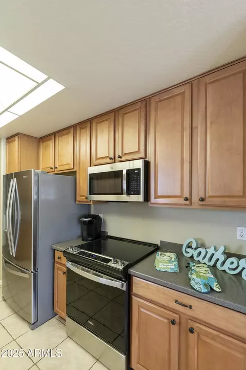 Kitchen - 4202 E Broadway Rd #40, Mesa, AZ 85206 photo 3 of 7