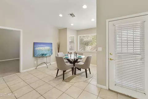 Dining - 4202 E Broadway Rd #40, Mesa, AZ 85206 photo 5 of 6