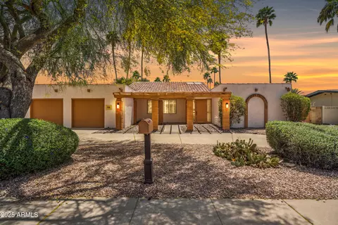 6611 E Voltaire Ave, Scottsdale, AZ 85254