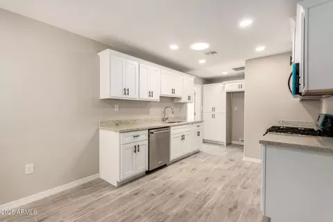 6231 S 2nd Ave, Phoenix, AZ 85041 photo 12