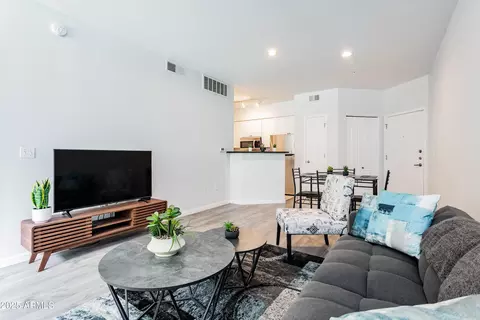 1701 E Colter St #151, Phoenix, AZ 85016