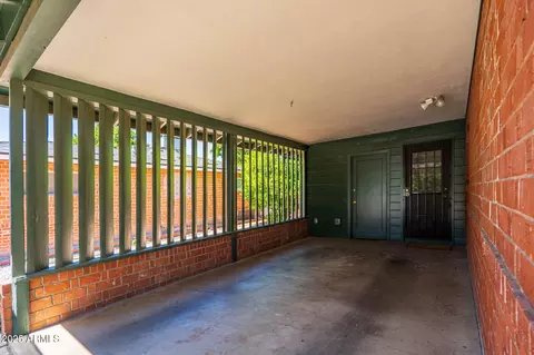 Exterior - 2908 E Pinchot Ave, Phoenix, AZ 85016 photo 9 of 10